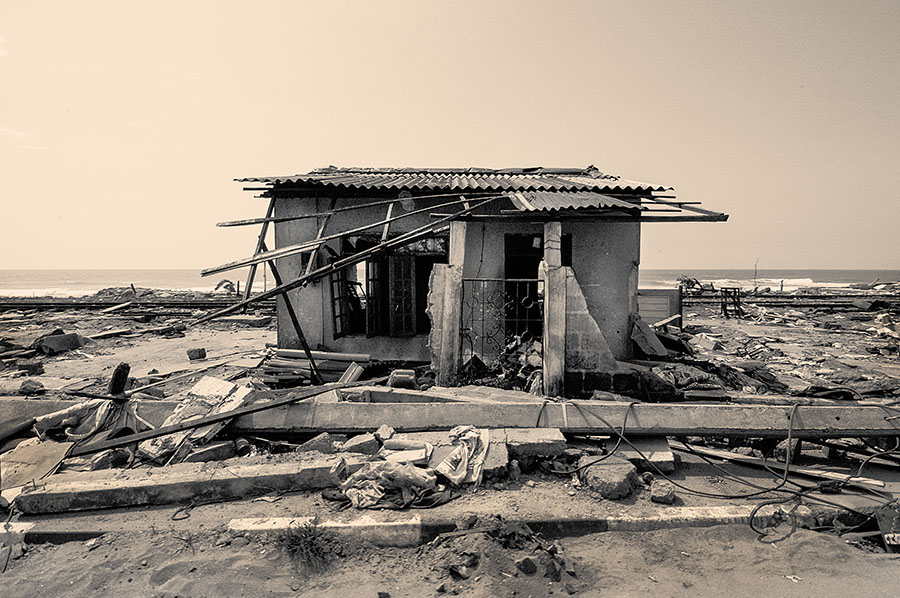 Sri lanka tsunami devastation